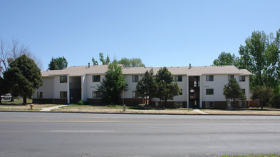 Union Gardens in Colorado Springs, CO - Building Photo - Building Photo