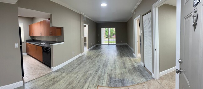 Village Green in Coral Springs, FL - Building Photo - Building Photo