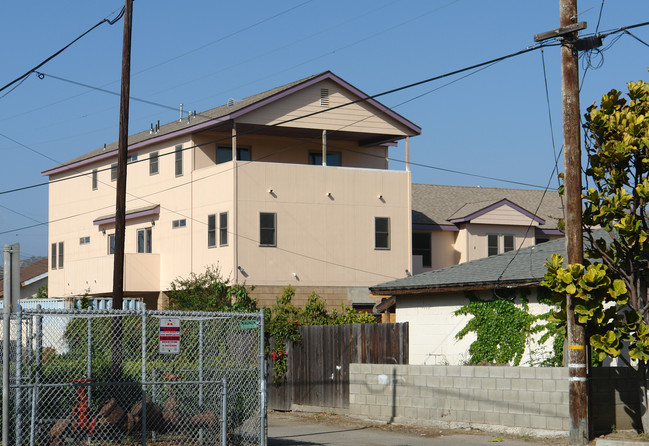 1155 N Olive St in Ventura, CA - Building Photo - Building Photo