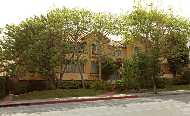 1565 S Bundy Dr in Los Angeles, CA - Building Photo - Building Photo