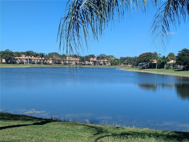 13080 Amberley Ct in Bonita Springs, FL - Building Photo - Building Photo