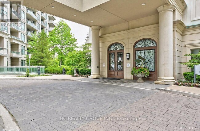 20 Bloorview Pl in Toronto, ON - Building Photo - Building Photo