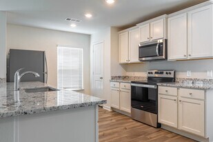 Beall Way in Denton, TX - Building Photo