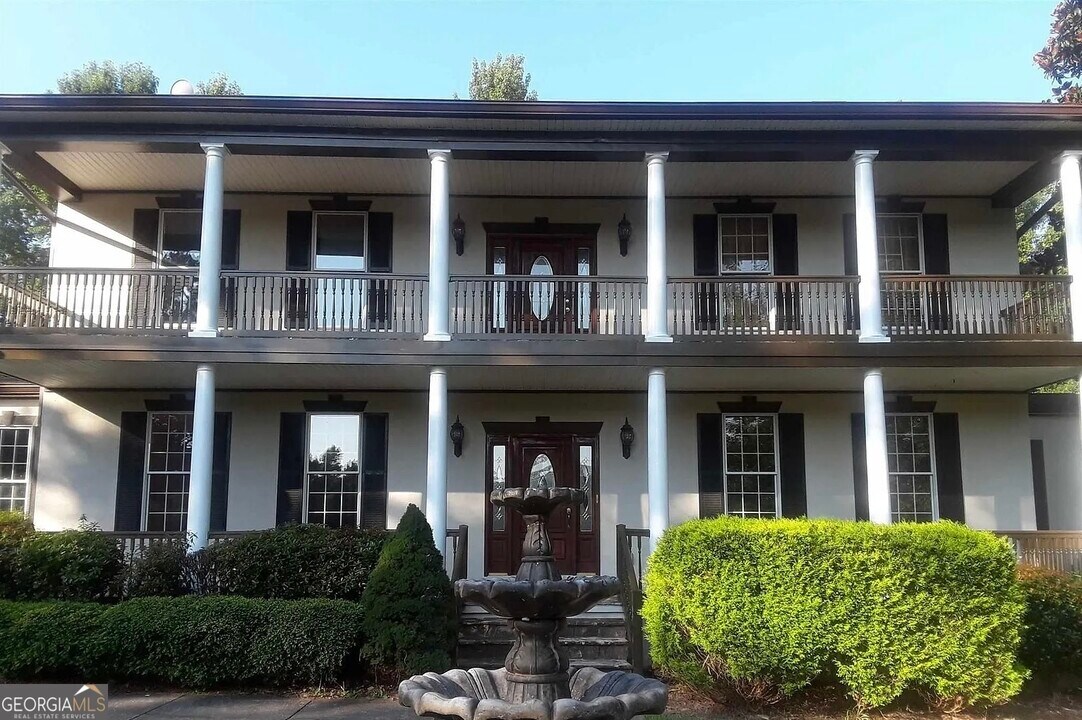 612 Graystone Ct in Peachtree City, GA - Building Photo