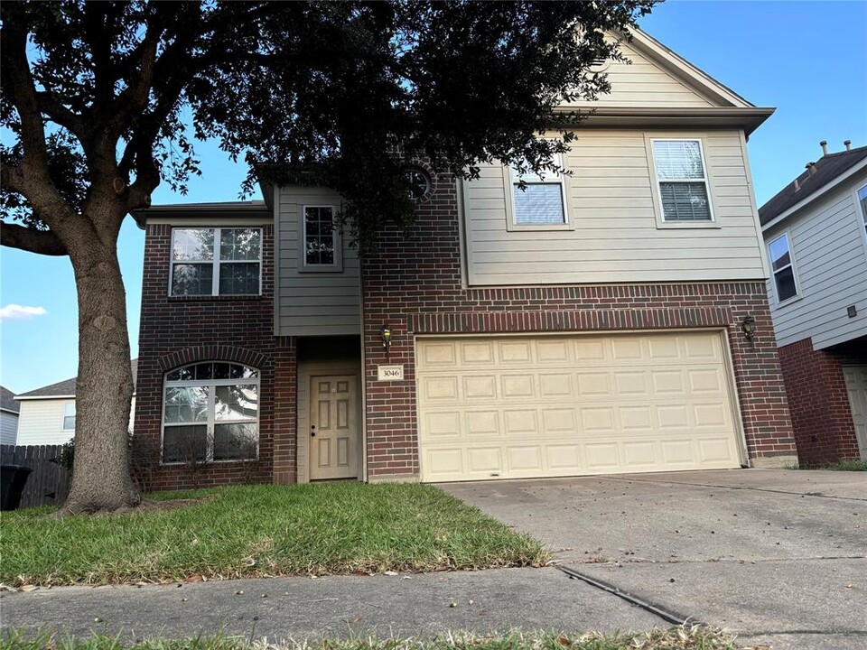 3046 Teak Forest Trail in Houston, TX - Building Photo