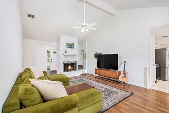 17223 Fife Ln in Webster, TX - Building Photo - Building Photo