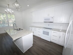 9013 Gabriel St in Houston, TX - Building Photo - Building Photo