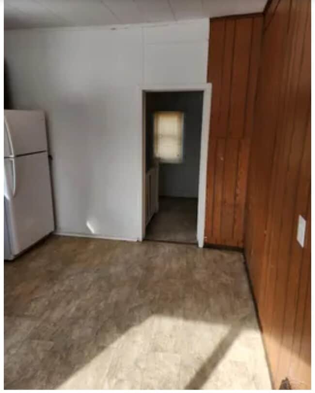 441 S 11th St in Saginaw, MI - Foto de edificio - Building Photo