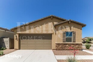 4010 W Coneflower Ln in San Tan Valley, AZ - Building Photo