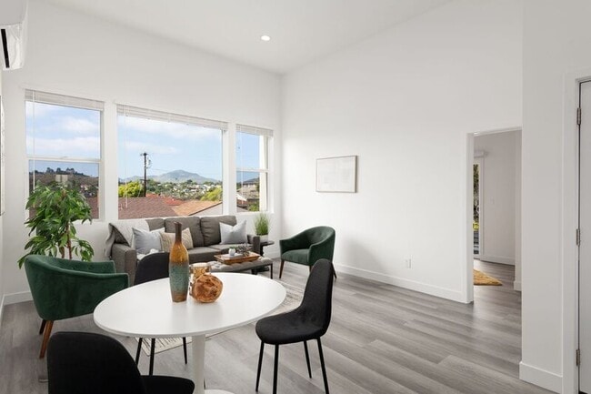 5146 Manchester Rd in San Diego, CA - Building Photo - Building Photo
