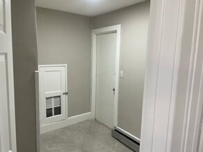 575 Stuyvesant Ave in Irvington, NJ - Building Photo - Building Photo