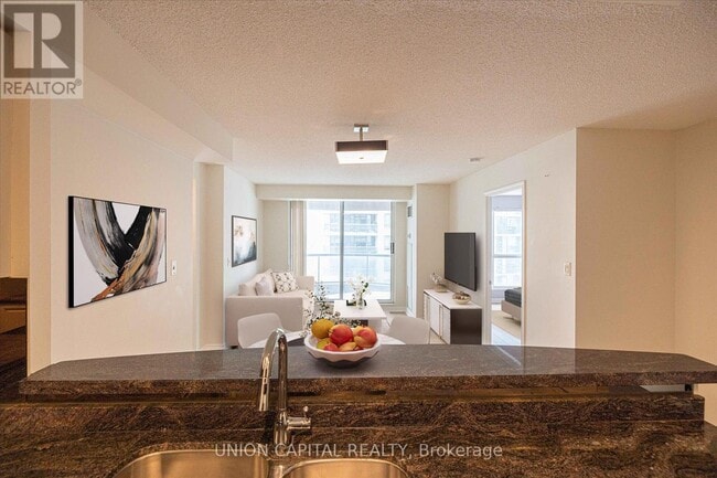 property at 7 Lorraine Dr