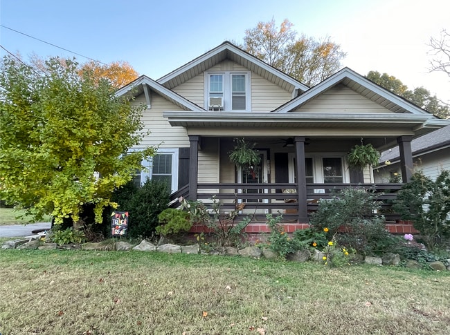 1212-C McChesney Ave, Unit B in Nashville, TN - Foto de edificio - Building Photo