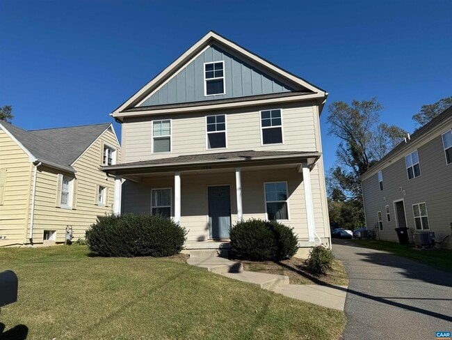 124 Summit St