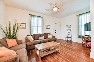1309 Ursuline St in Galveston, TX - Building Photo - Building Photo