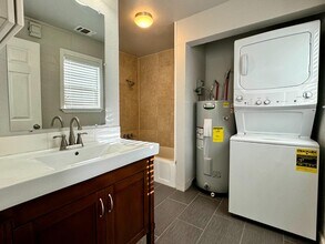 2107 14th St in Lubbock, TX - Building Photo - Building Photo