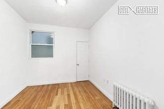 469 Columbus Ave-Unit -4S in New York, NY - Building Photo - Building Photo