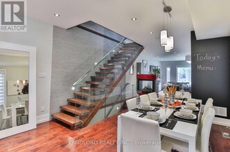 11 Garnet Ave in Toronto, ON - Building Photo - Building Photo