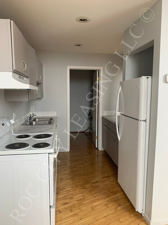 214-216-216 Andrews St in Rochester, NY - Building Photo