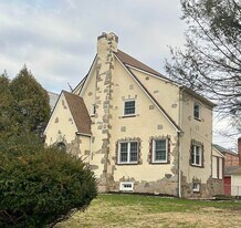 3405 Dennlyn Rd in Baltimore, MD - Building Photo