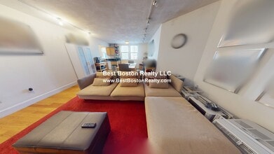 389 Highland Ave in Somerville, MA - Building Photo - Building Photo