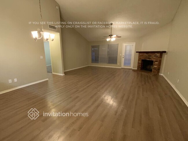 7731 W Shaw Butte Dr in Peoria, AZ - Foto de edificio - Building Photo