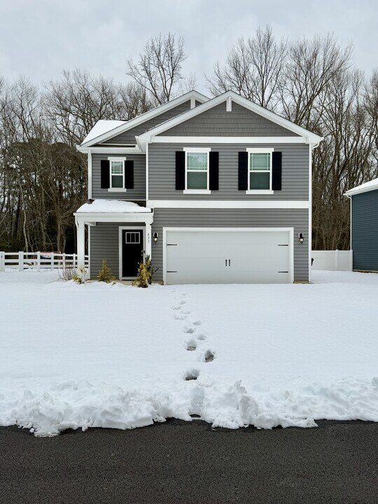 633 Currant Cir in Magnolia, DE - Building Photo