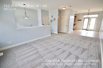 762 Heritage Blvd W in Lethbridge, AB - Building Photo - Building Photo