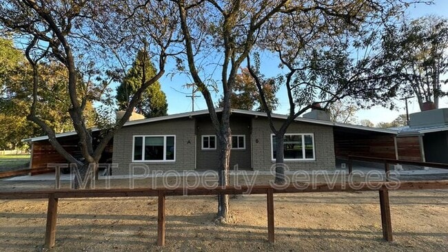 17259 Walnut Ave in Atascadero, CA - Building Photo - Building Photo