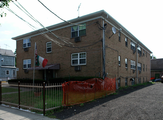 166 Belmont Ave in Belleville, NJ - Building Photo - Building Photo