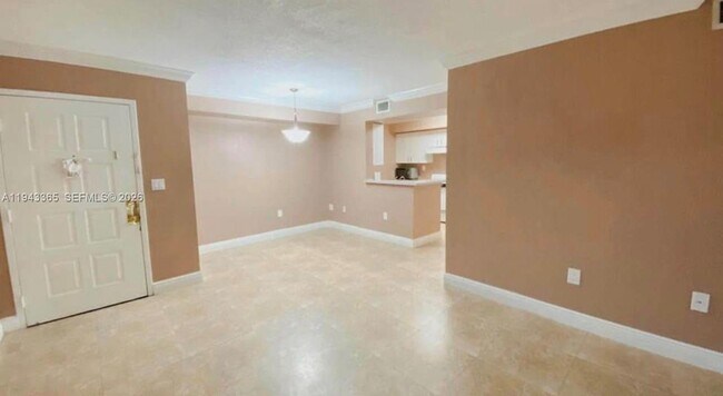 15241 SW 80th St in Miami, FL - Building Photo - Building Photo