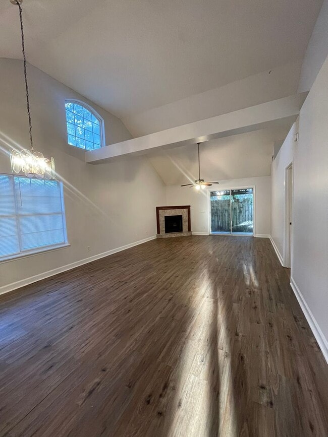 186 Leeswood Cir in Brunswick, GA - Building Photo - Building Photo