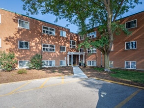 Somerset Place in Saugeen Shores, ON - Building Photo - Building Photo