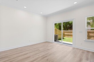 701 Woodlawn Ave in Fort Walton Beach, FL - Building Photo - Building Photo