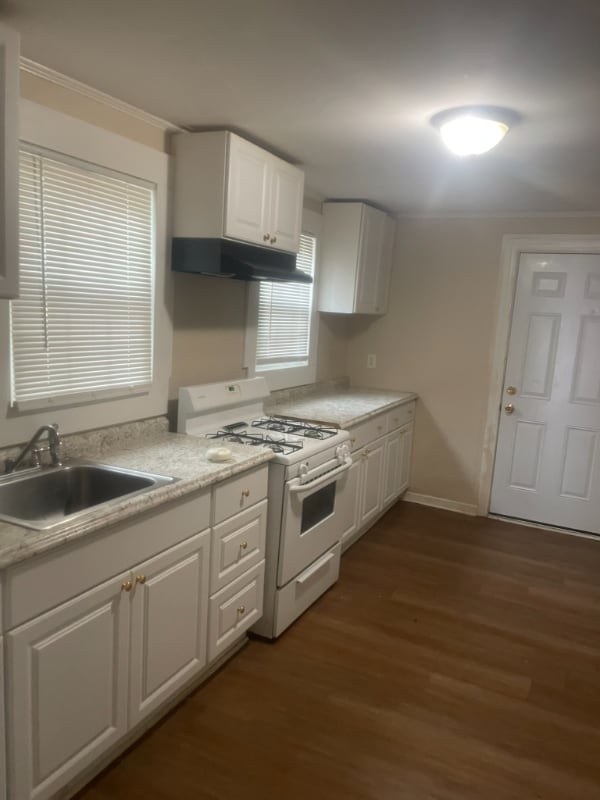 property at 306 E Green St