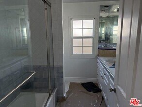 5500 Colbath Ave in Los Angeles, CA - Building Photo - Building Photo