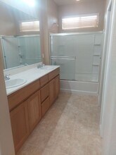 580 Beckman Way in Merced, CA - Building Photo - Building Photo