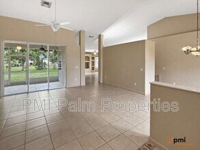 2820 SE Melaleuca Blvd in Port St. Lucie, FL - Building Photo - Building Photo