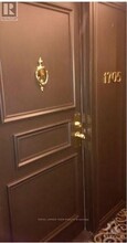 1081-1081 Ambleside Dr in Ottawa, ON - Building Photo - Building Photo