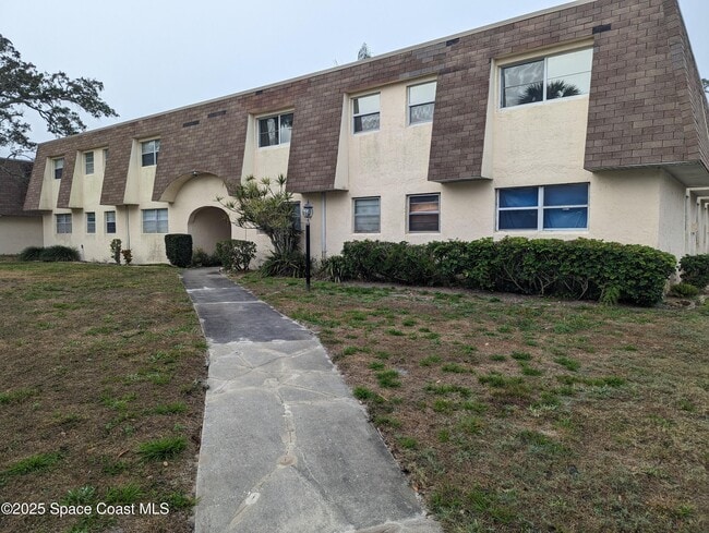 property at 3135 Shady Dell Ln