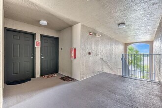 5055 Wiles Rd in Coconut Creek, FL - Building Photo - Building Photo