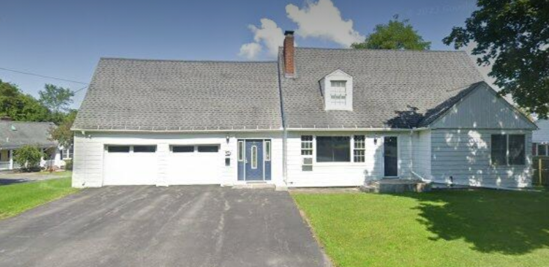 66 Merritt Pl in New Hartford, NY - Building Photo