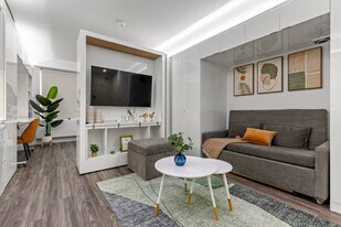 12607 Larchmere Blvd in Cleveland, OH - Building Photo