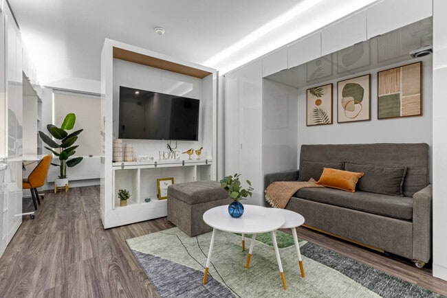 property at 12607 Larchmere Blvd