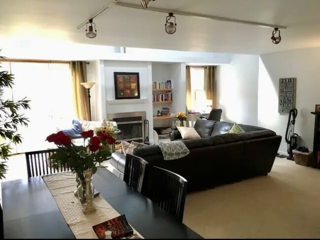 property at 1047 Danby Rd