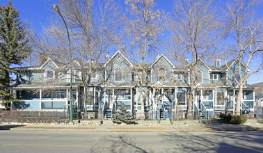 The Arbours in Calgary, AB - Building Photo - Building Photo