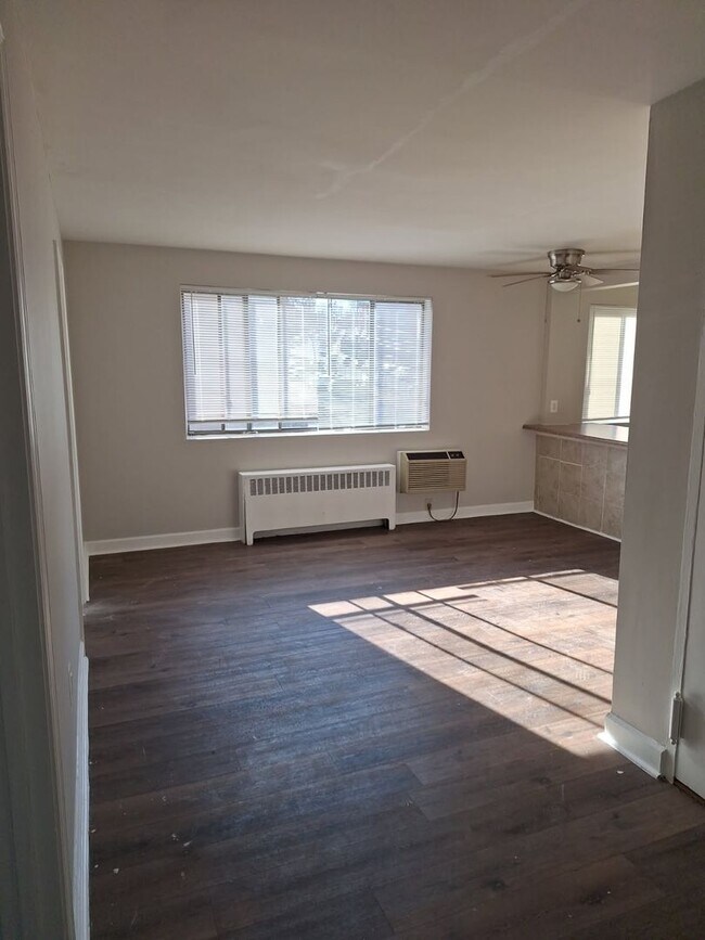property at 4725 1st St SW