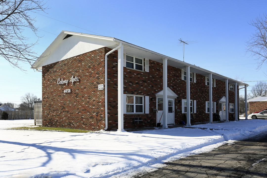 Colony Apartments in Lorain, OH - Building Photo