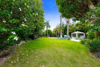 17850 Winterberry St in Fountain Valley, CA - Building Photo - Building Photo