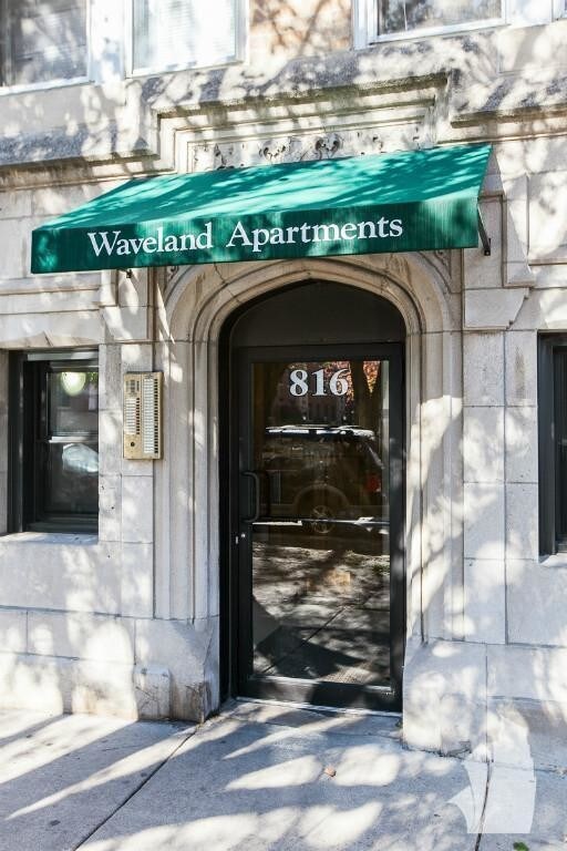 816 W Waveland Ave in Chicago, IL - Building Photo - Building Photo